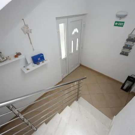 Katija Daire Baška Voda